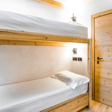 ROOM WITH BUNK BEDS 2