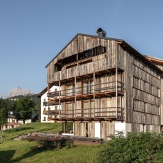 b1d0539c-cdde-48a8-a0d6-d73f127253a0